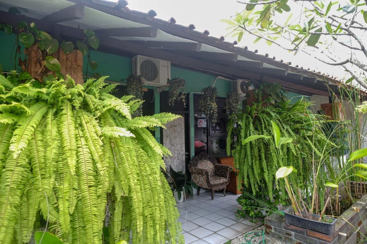 Reddoorz Near Lotte Mart Maguwoharjo Yogyakarta Ξενοδοχείο Εξωτερικό φωτογραφία